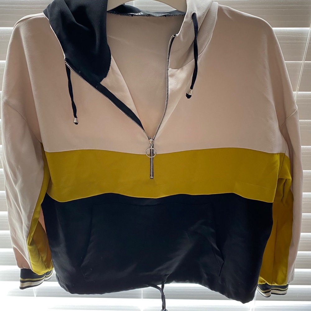Zara 3 Quarter zip hoodie